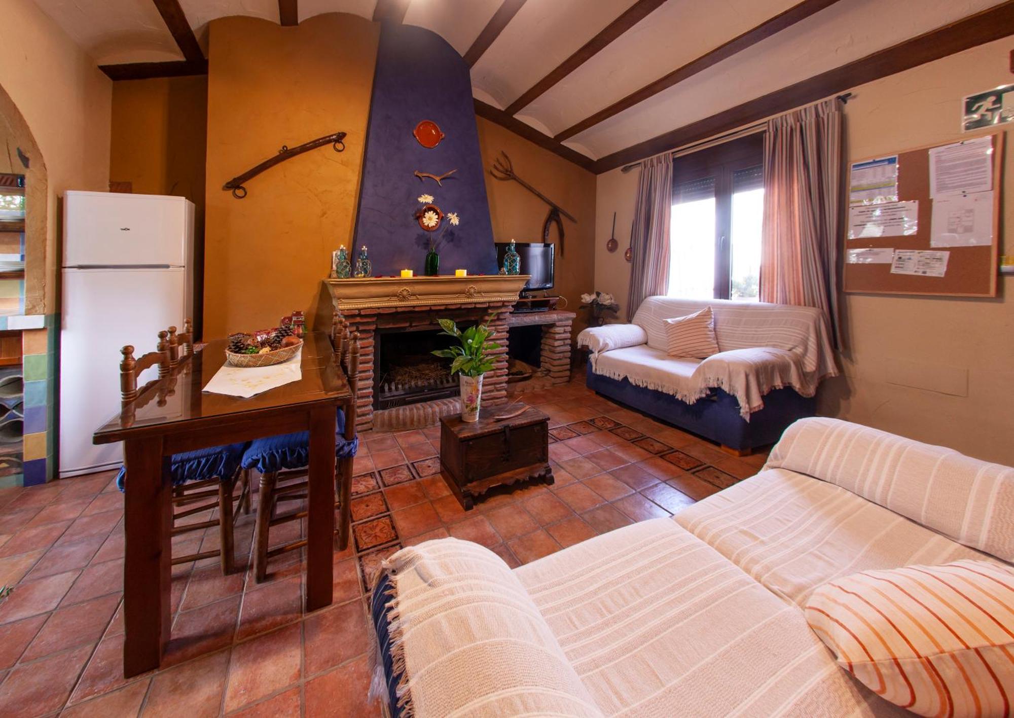 Apartamentos La Granja Hinojares エクステリア 写真