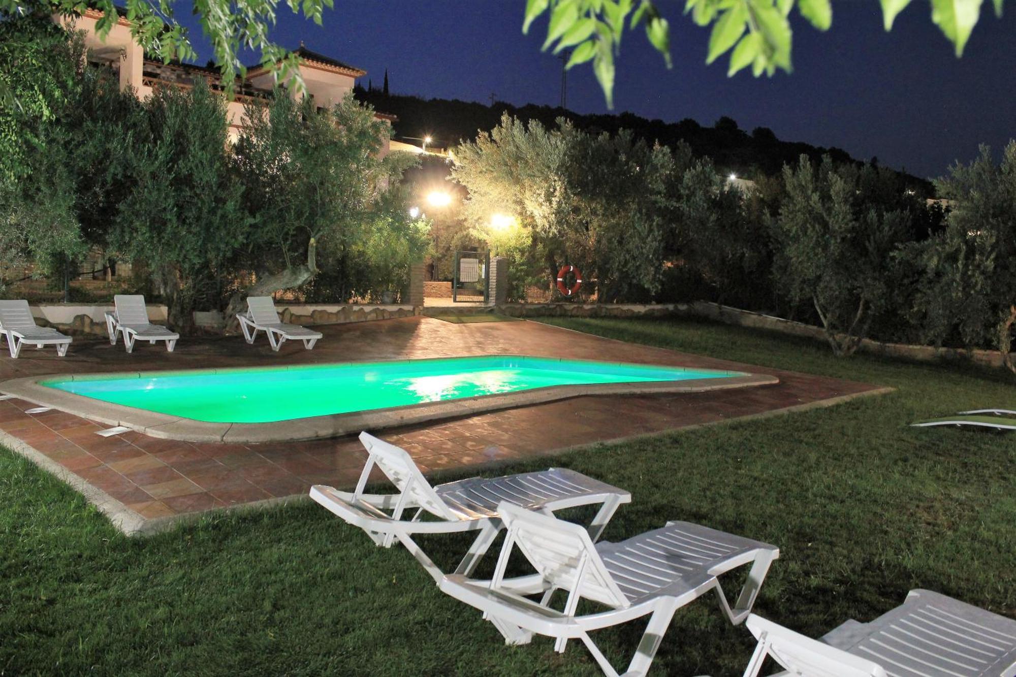 Apartamentos La Granja Hinojares エクステリア 写真