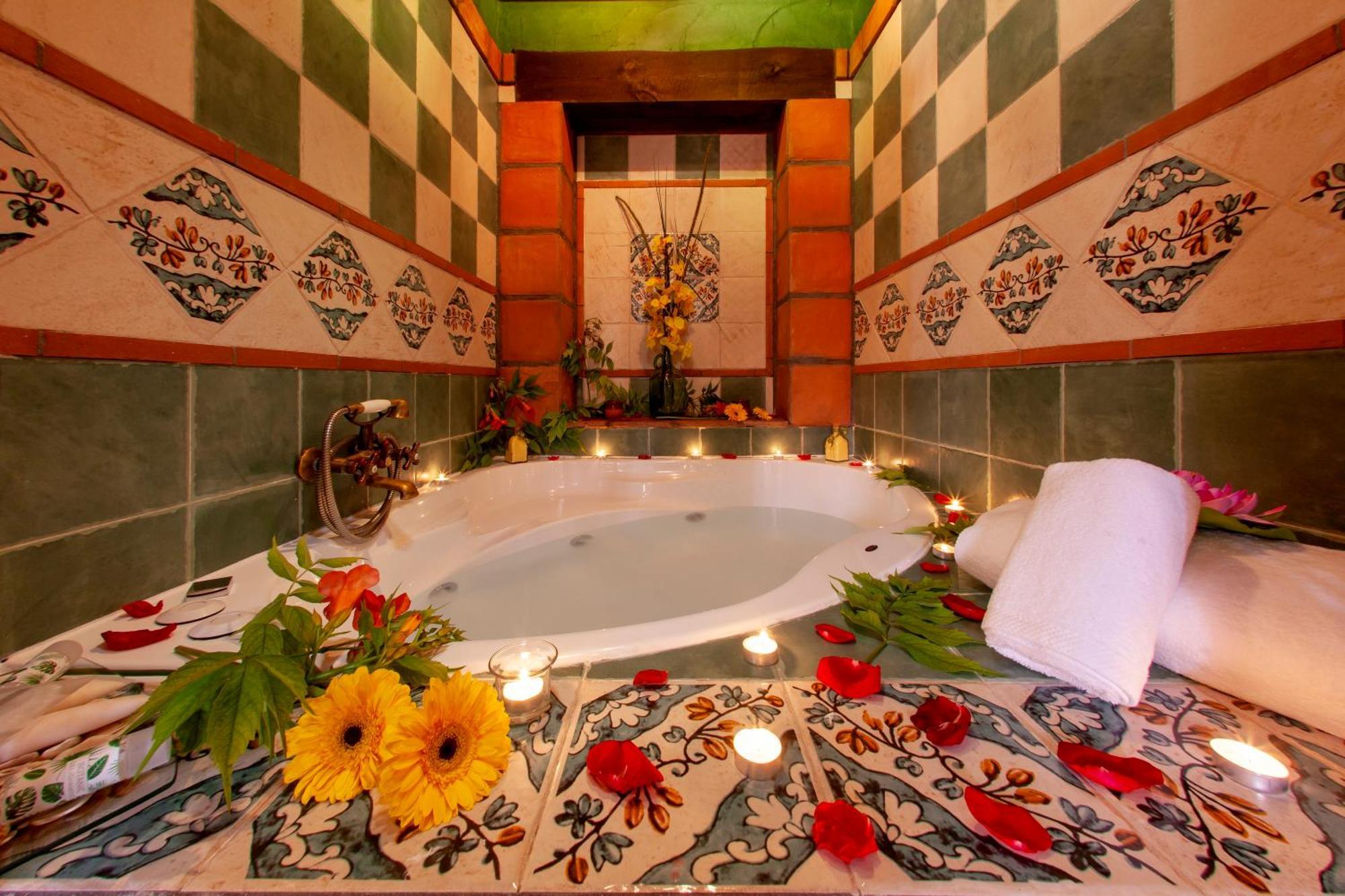 Apartamentos La Granja Hinojares エクステリア 写真